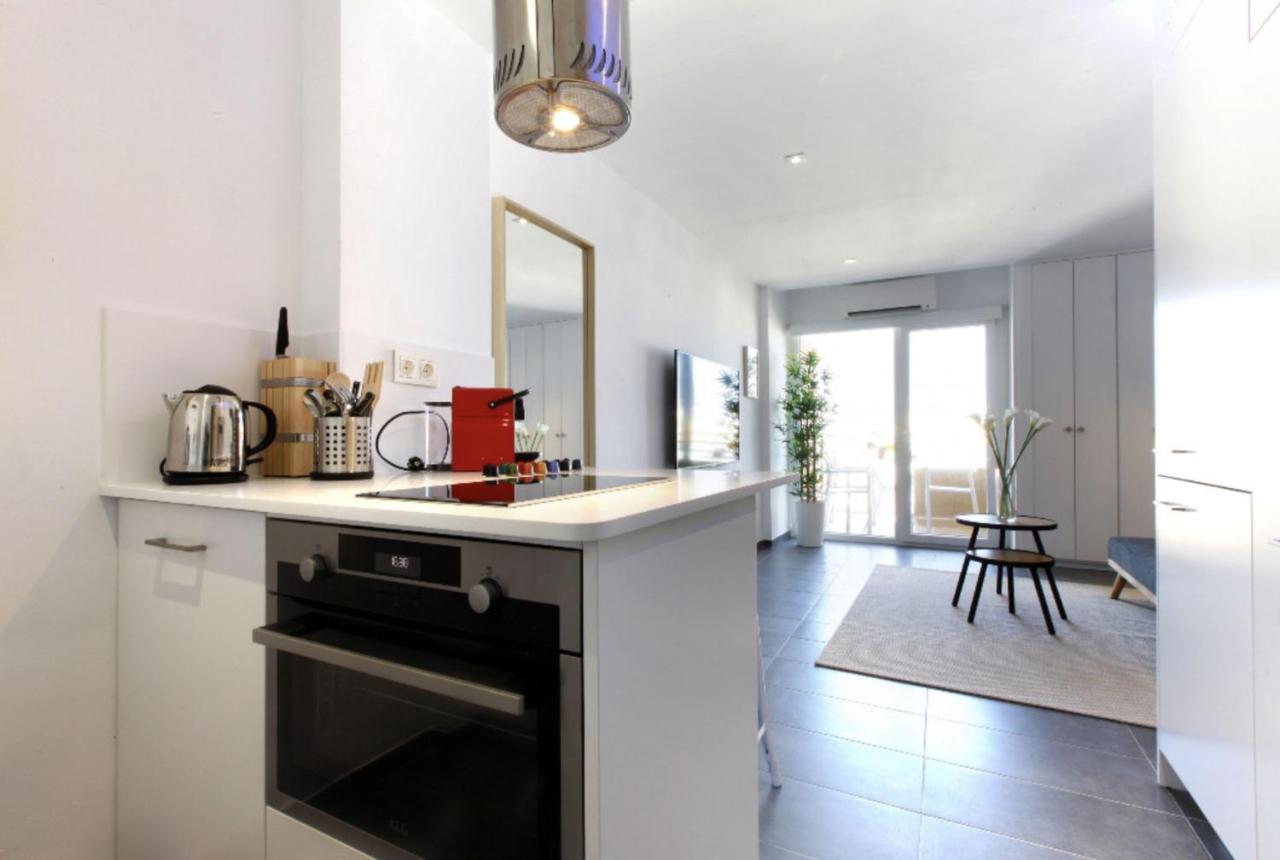 Precioso Apartamento Con Vistas Al Mar Y Piscinas Benalmádena Buitenkant foto